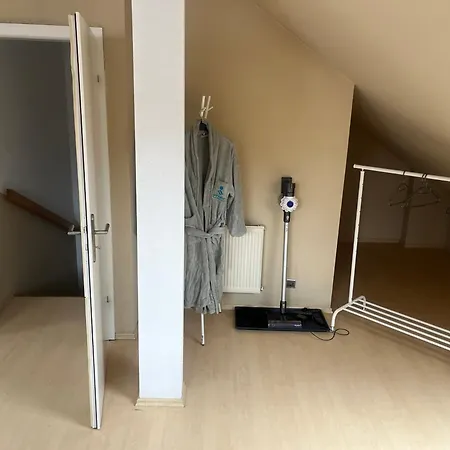 Dg-appartement Mit Bad Kelkheim